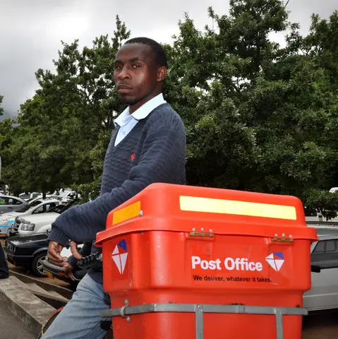Luntu Saki, Postman. Swellendam 2011