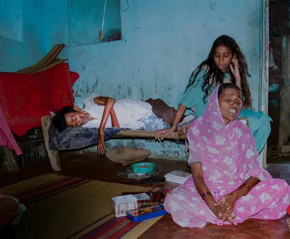 Raziabanu Rathod who we were sposoring, with parents. Father died two days later. Mumbai