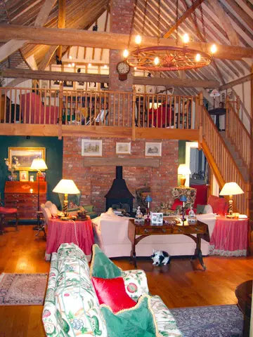 Starveall Barn