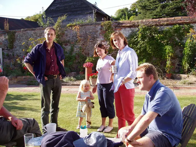 Mark, Poppy & Lucy Jacobs, Philippa, Mike Jacobs