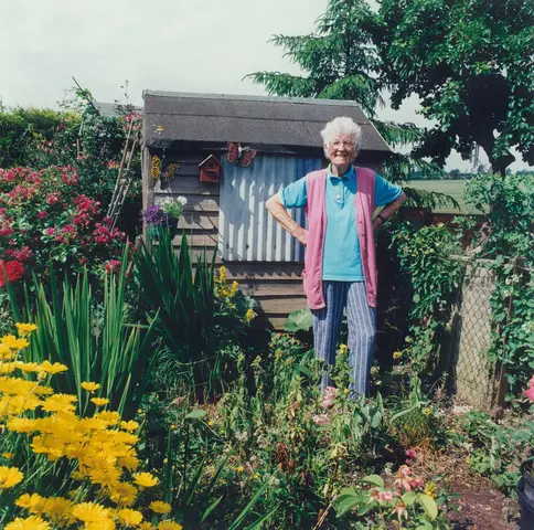 Phyllis Prior, Ambury Road