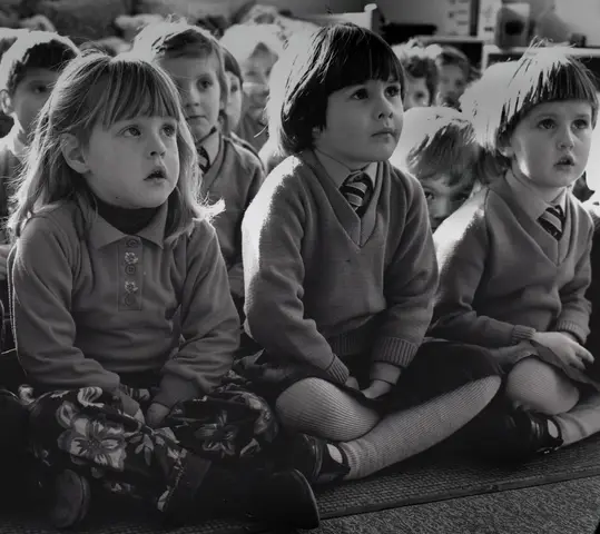 Mrs Miskin's class. Jennifer Fawthrop, Clare Huntington & Charlotte Ward