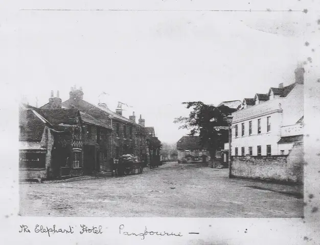Pangbourne Post Cards