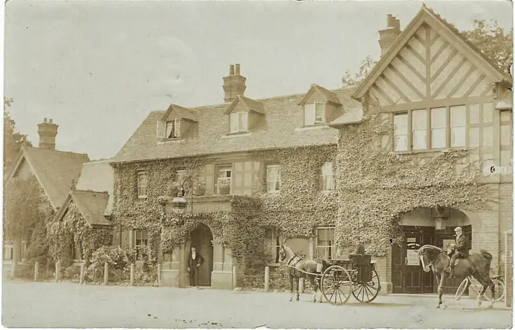 Pangbourne Post Cards