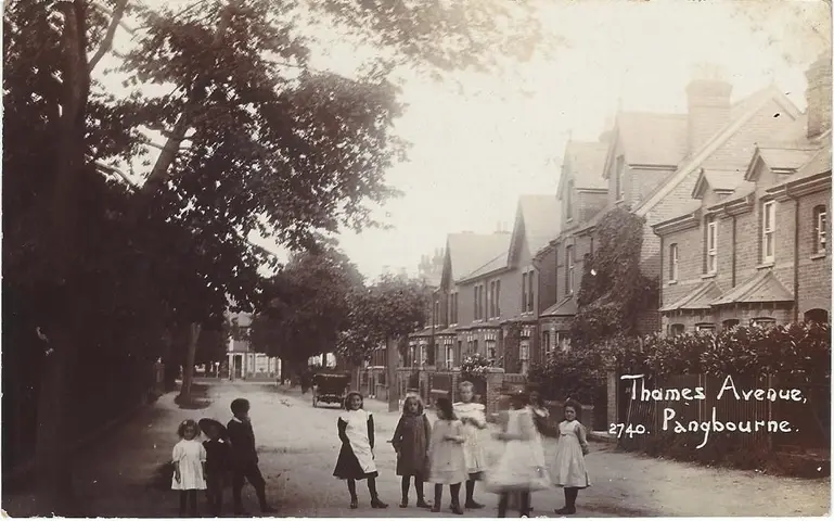 Pangbourne Post Cards