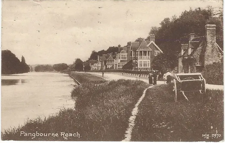 Pangbourne Post Cards