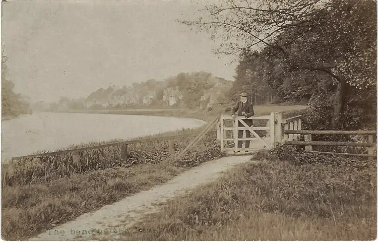 Pangbourne Post Cards