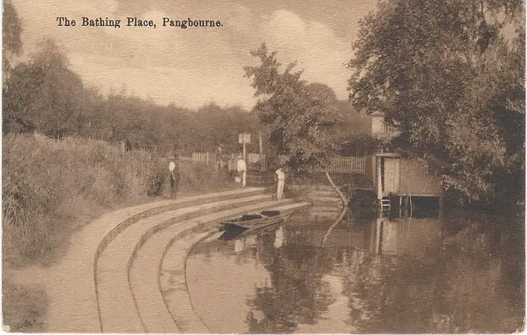 Pangbourne Post Cards