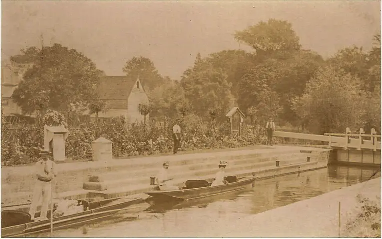 Pangbourne Post Cards