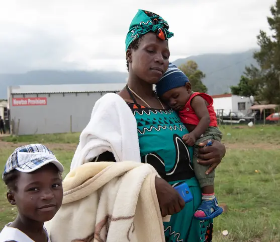 Faith Nyati holding Tadiwanashe, and Tino. Railton, Swellendam 2020