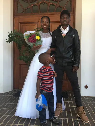 Tecla & Louis Muzenda with son Tafara modelling for the Langeberg Hospice Fashion Show. Swellendam. 2020